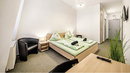 Hokejov centrum Pouzar  esk  Bud jovice