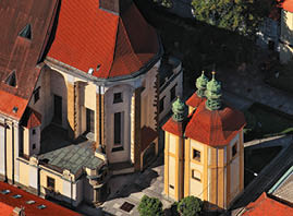 Kniha “CESKE BUDEJOVICE - Libor Svacek" - vydani 1., rok 2012 Photographer: Libor Svacek; box@fotosvacek.cz; Mobile: +420 602428001; 