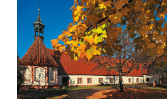 Kniha “CESKE BUDEJOVICE - Libor Svacek" - vydani 1., rok 2012 Photographer: Libor Svacek; box@fotosvacek.cz; Mobile: +420 602428001; 