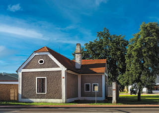 Kniha “CESKE BUDEJOVICE - Libor Svacek" - vydani 1., rok 2012 Photographer: Libor Svacek; box@fotosvacek.cz; Mobile: +420 602428001; 